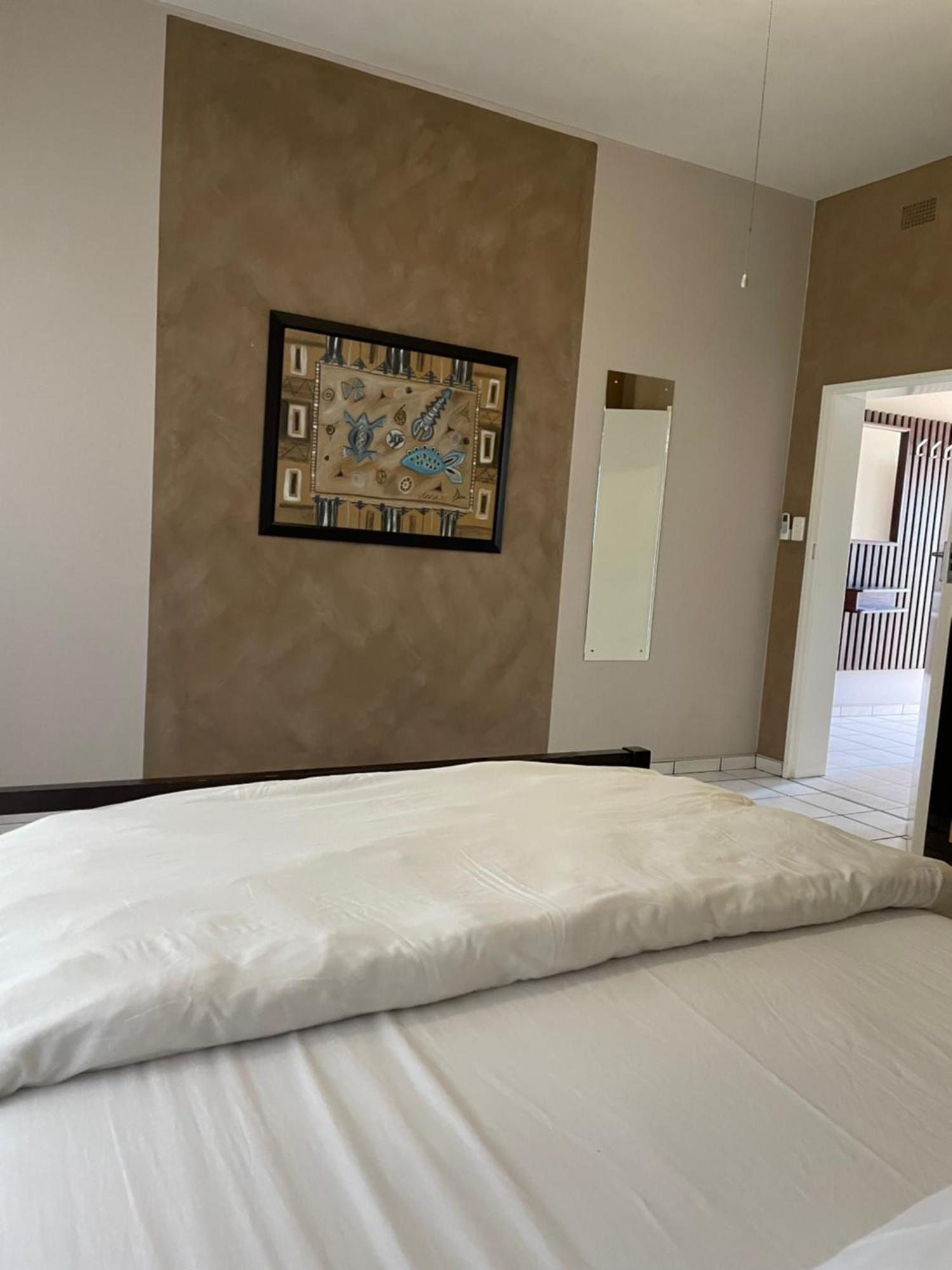 Stern Self Catering Apartments 빈트후크 외부 사진