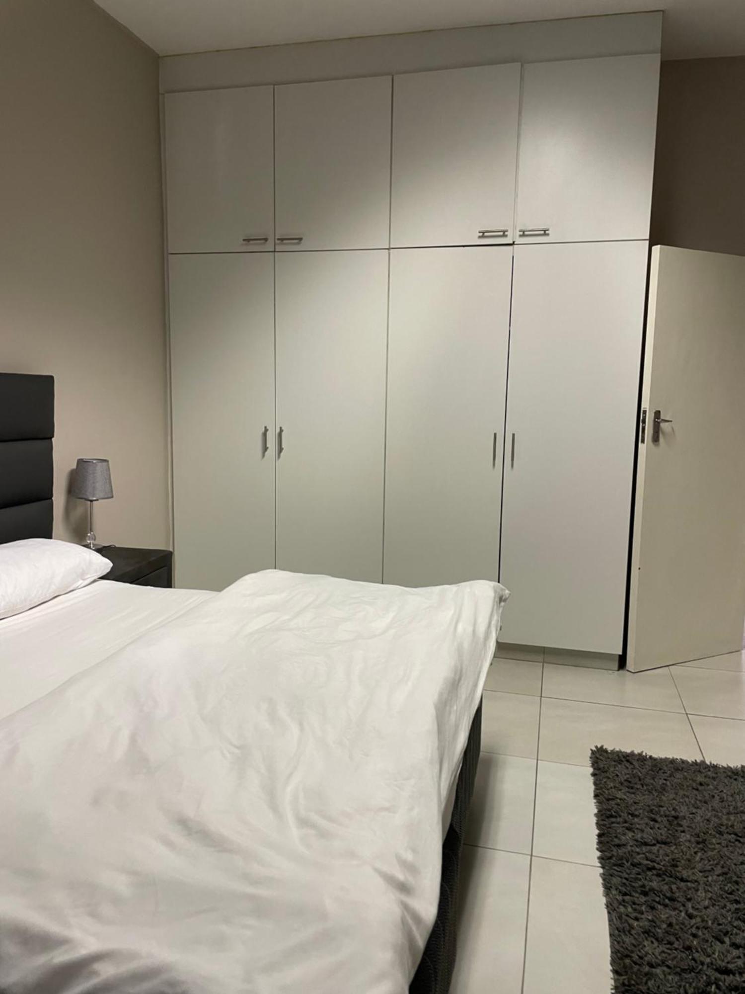 Stern Self Catering Apartments 빈트후크 외부 사진